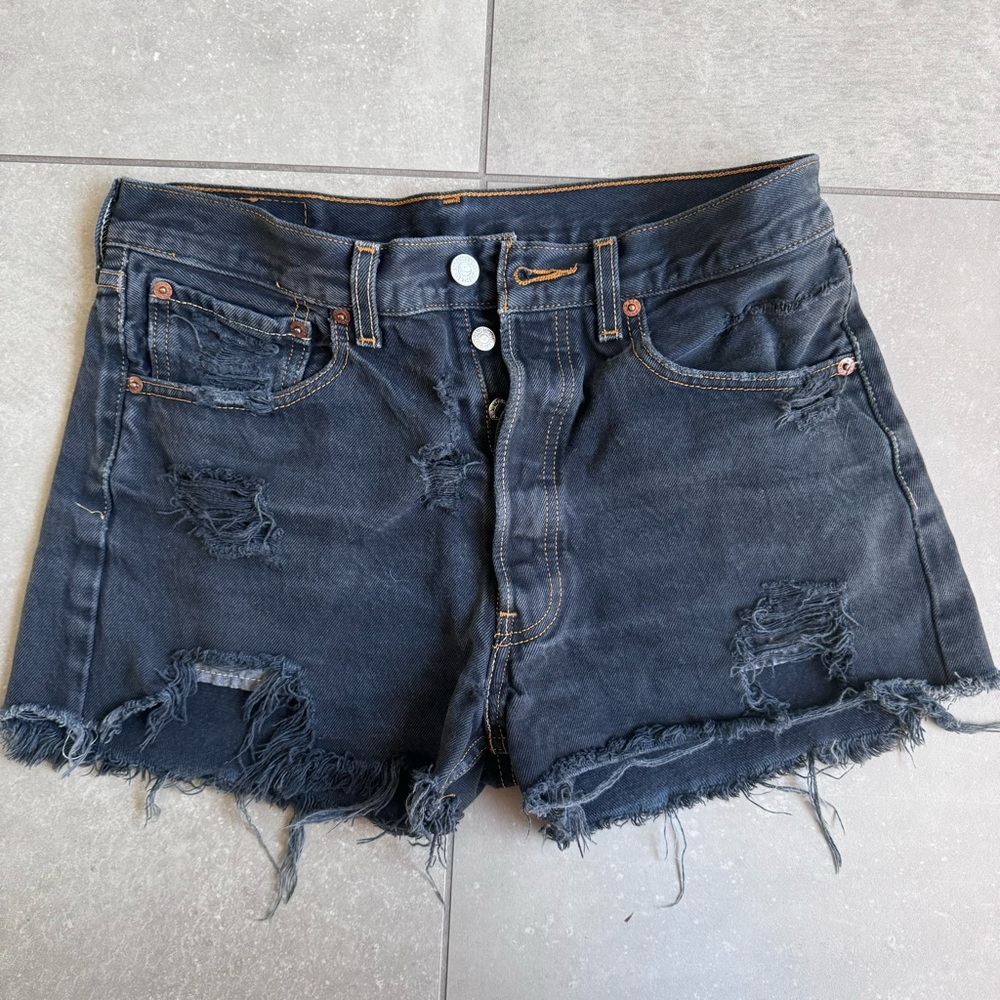Black High Waisted Vintage Levi’s Shorts